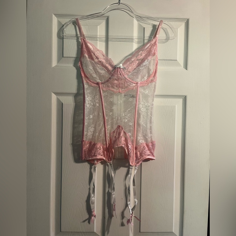 NWOT Pink Lace Women's Lingerie Corset